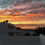 With Stunning Views Lejlighed *