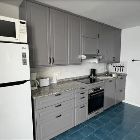 شقة With Stunning Views *